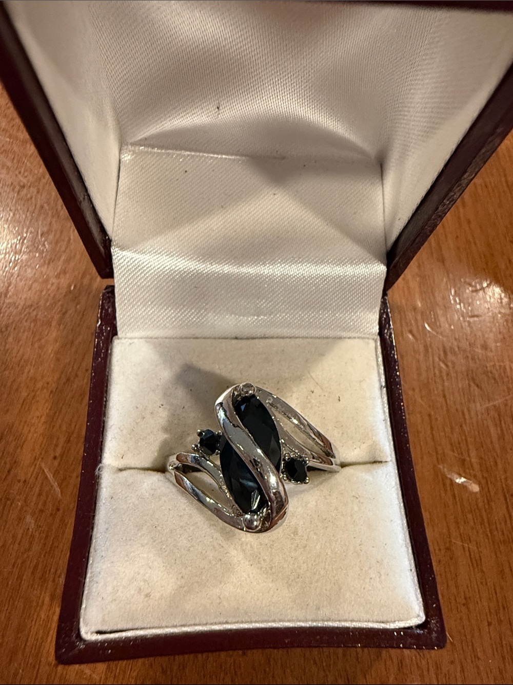 925 Sterling Silver Black Stone Women's Statement Ring Size 9 3/4